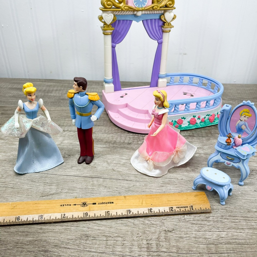 Disney Princess Cinderella Magic Dance Ballroom Playset Prince Charming Vanity - Picture 13 of 16